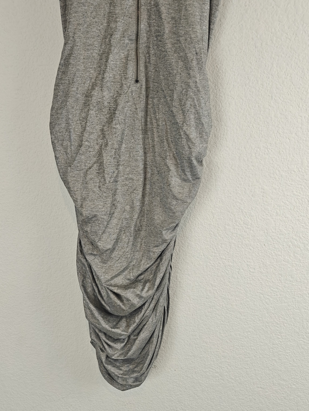 Alice + Olivia Gray Shimmer Ruched Sheath Dress Stretch Jersey Cocktail Party S - Picture 14 of 15